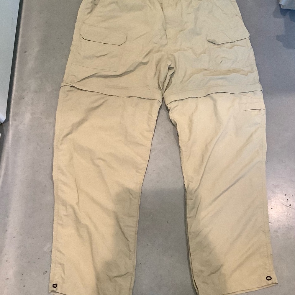 Royal Robbins Men's Tan Cargo Pants